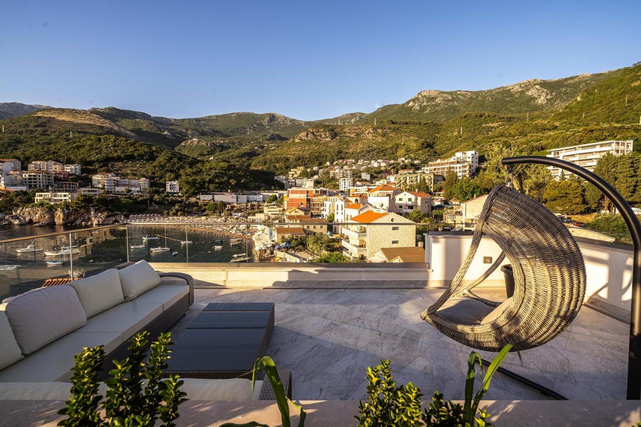 סבטי סטפן Blanche Cliff Apartments מראה חיצוני תמונה